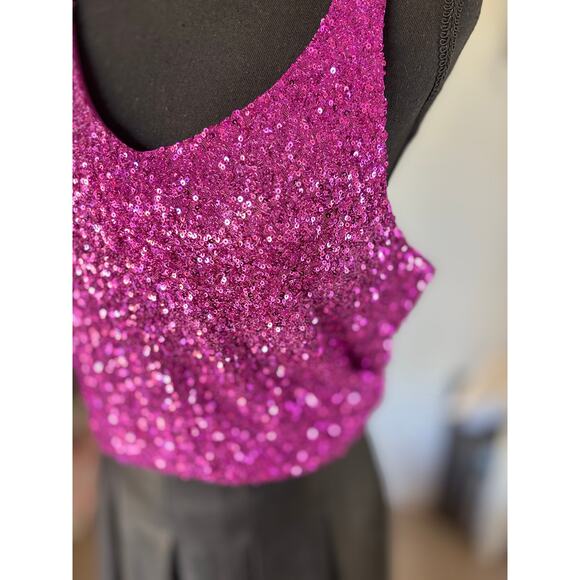 KATE & MALLORY Magenta Sequin Blouson Camisole Bright Fuchsia Sz L - Picture 1 of 7